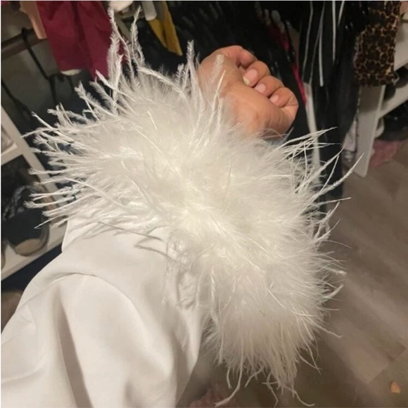 White Feather cuff sleeve button up collared shirt blouse - Picture 5 of 5